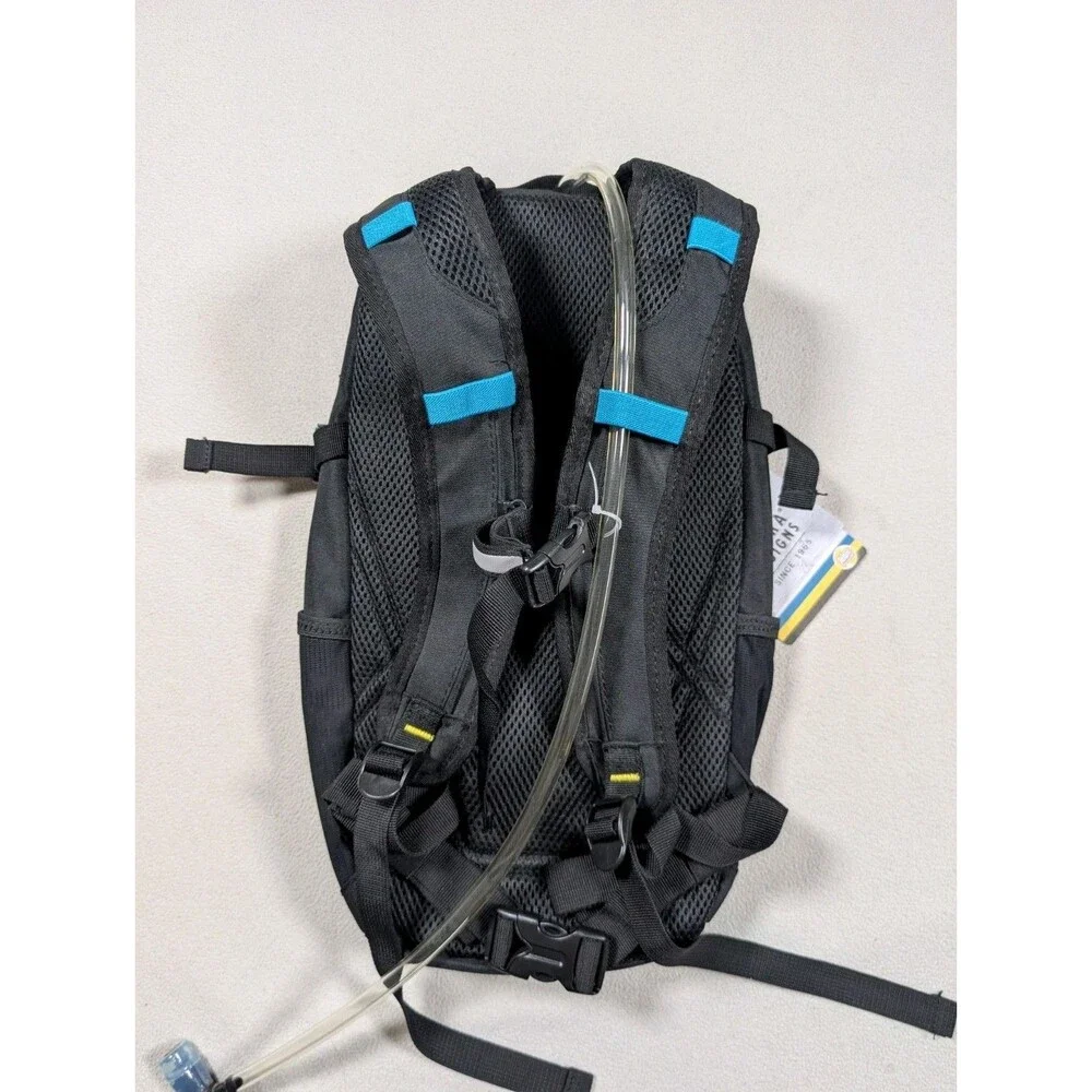 New With Tag Sierra Designs Bear Peak 13L Hydration Backpack Black Gorpcore